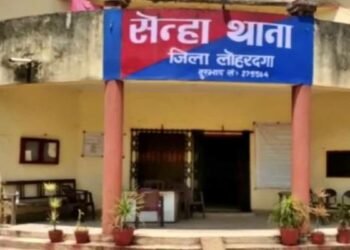 लोहरदगा में मर्डर, सनकी युवक ने वृद्ध को उतारा मौत के घाट