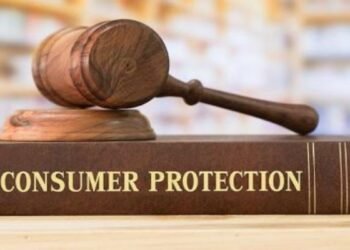 उपभोक्ता फोरम अध्यक्ष पर रिश्वत मांगने और अधिवक्ताओं का अपमान करने का आरोप