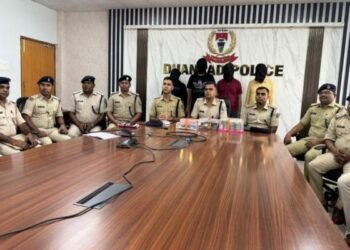 प्रिंस खान गैंग के स्लीपर सेल पर पुलिस की बड़ी कार्रवाई, भारी मात्रा में कैश सहित हथियार बरामद