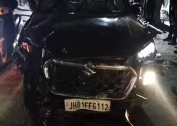 रांची के चुटिया में अनियंत्रित कार की चपेट में कई लोग घायल, चालक गिरफ्तार