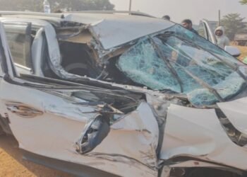 बहरागोड़ा एनएच-18 पर कार और ट्रेलर की भीषण टक्कर, रांची लौट रहे परिवार के तीन सदस्य गंभीर रूप से घायल