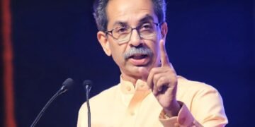 Maharashtra politics in turmoil! A suspicious drone hovers over Uddhav Thackeray's home.