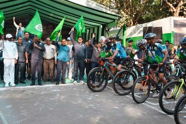 “Know Your Tourist Palace” cycle rally launched on Jharkhand Foundation Day