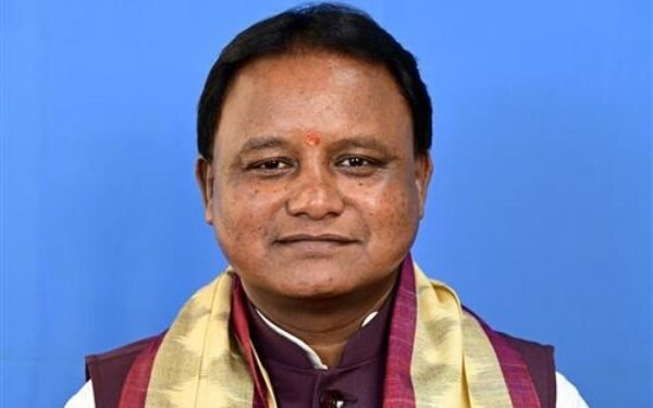 Odisha Chief Minister Mohan Charan Manjhi will hold two public meetings in Ghatsila tomorrow, increasing electoral enthusiasm in support of Babulal Soren.