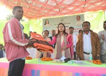 Fish farming booms at Latratu Dam! Cage culture begins for the first time, with 40 cages opening the door to income for the villagers!