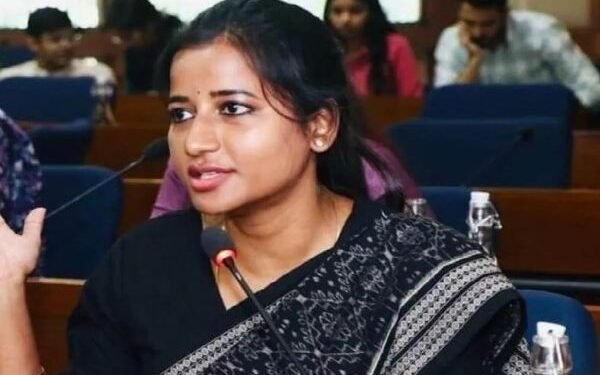 A major twist in the Rs 50 lakh embezzlement case involving former MLA Amba Prasad; the inspector and SDPO who gave him a clean chit will also face trial.