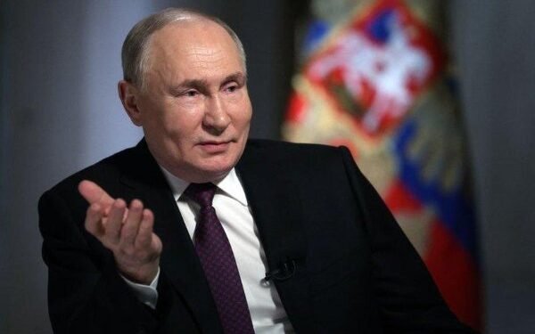 Vladimir Putin will visit India in December, important trade agreements are expected.