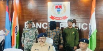 रांची पुलिस ने किया बड़ा खुलासा: सड़े चावल की आड़ में 13,400 बोतल कोफ सिरप बरामद, एक गिरफ्तार