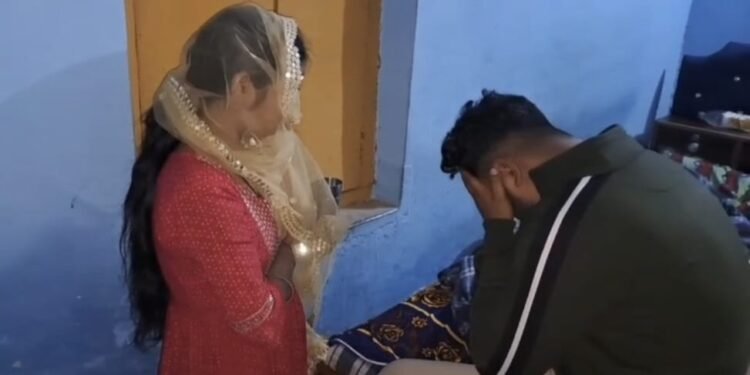 धनबाद में प्रेम प्रसंग का हाई वोल्टेज ड्रामा, मारपीट के बाद युवक से भरवाया सिंदूर