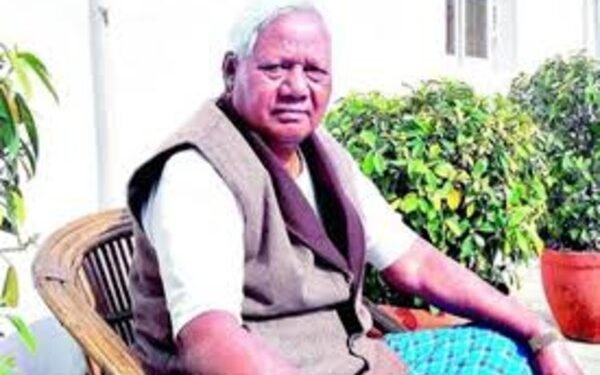 सांस लेने में तकलीफ के बाद पूर्व लोकसभा उपाध्यक्ष कड़िया मुंडा अस्पताल में भर्ती