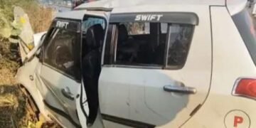 Hazaribagh Accident : बरही में बड़ा हादसा: कार डिवाइडर से टकराई, एक ही परिवार के 3 लोगों की मौके पर मौत