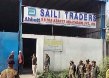 Jharkhand News: तुपुदाना में SIT का बड़ा एक्शन: कफ सिरप की आड़ में चल रहा था करोड़ों का 'ब्लैक गेम'