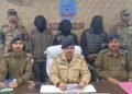 Jharkhand News : बोकारो में बड़ा खुलासा: बैंक–ज्वेलर्स के बाहर छिनतई करने वाली ओडिशा गैंग के तीन शातिर गिरफ्तार