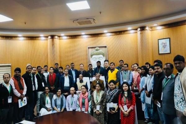 शोध की नई समझ: सीबीपी के दसवें दिन कुलपति और प्रतिभागियों के बीच हुआ प्रभावी संवाद