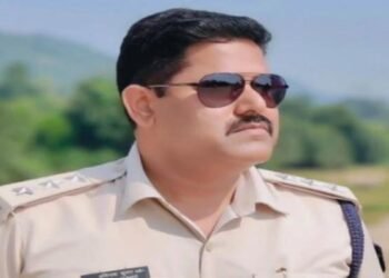 Jharkhand News : ग्रामीण पृष्ठभूमि से अविनाश कुमार की IPS तक का सफर-वर्षों बच्चों को पढ़ाया, डीएसपी के रूप में अपराध नियंत्रण में निभाई विशेष भूमिका 