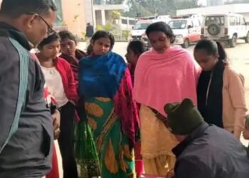 Jharkhand News: कनपट्टी पर गोली मारकर युवक की निर्मम हत्या, जांच में जुटी पुलिस