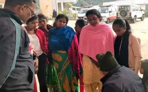 Jharkhand News: कनपट्टी पर गोली मारकर युवक की निर्मम हत्या, जांच में जुटी पुलिस