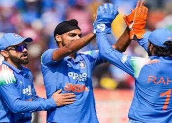 Big Breaking : कुलदीप यादव की फिरकी में अफ्रीका 270 पर ऑलआउट, डिकॉक का शतक