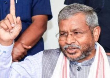 Jharkhand Politics: भाजपा कार्यालय के गेट तक कांग्रेसियों के पहुंचने पर भड़के मरांडी कहा-सब नाटक है…