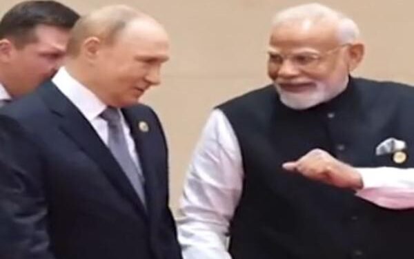 Big Breaking : रूसी राष्ट्रपति व्लादिमीर पुतिन भारत पहुंचे, पीएम मोदी ने एयरपोर्ट पर किया स्वागत