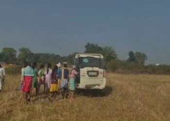 चैनपुर में बड़ा खुलासा: नाबालिग छात्राओं से कराई जा रही मजदूरी, प्रशासन की कार्रवाई पर उठे सवाल