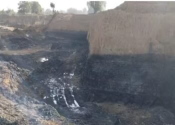 Latehar में अवैध कोयला उत्खनन पर बड़ी कार्रवाई, घुटाम क्षेत्र से भारी मात्रा में कोयला जब्त