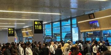 Over 300 flights cancelled due to new DGCA rules