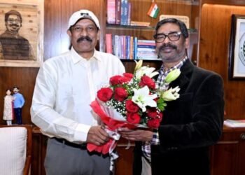 Jharkhand News: सीएम हेमंत सोरेन से कौन बनेगा करोड़पति के विजेता बिप्लब बिस्वास ने की मुलाकात