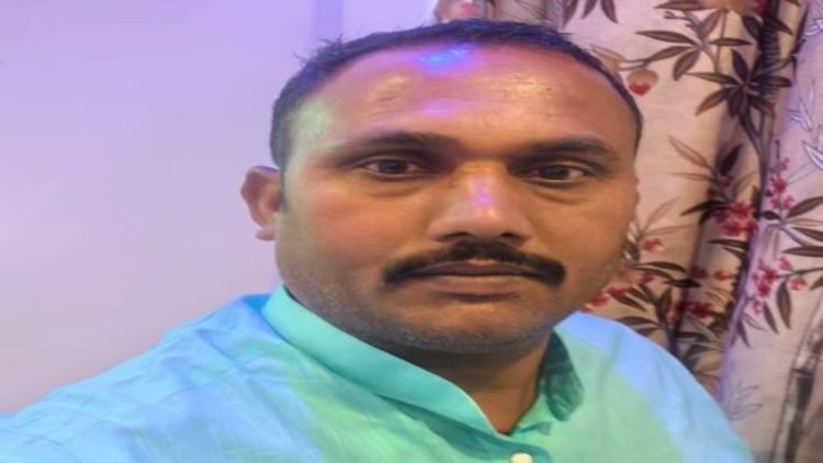 टोरी आरओबी निर्माण की राह में आ रही बाधाओं को दूर करने में जुटे हैं सांसद कालीचरण सिंह-दीपक निषाद