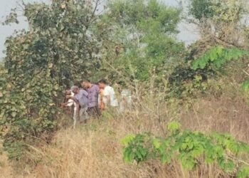 Dhanbad News: खदान में मिला अज्ञात शव, हत्या की आशंका से इलाके में सनसनी