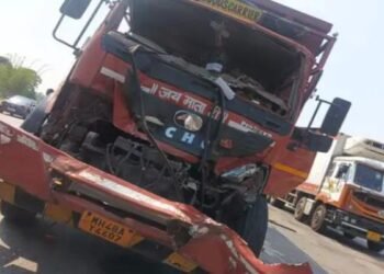 हजारीबाग में खूनी रविवार-एक साथ टकराई कई वाहने-दो की दर्दनाक मौत कई घायल