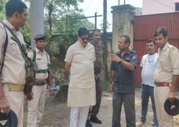 धनबाद: प्रेमसन होंडा सर्विस सेंटर में बम मिलने से मचा हड़कंप
