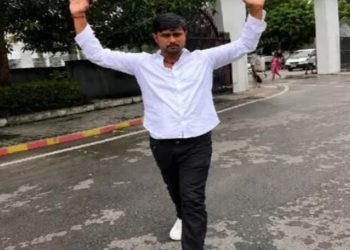 Big Breaking : करनी सेना नेता हिमांशु सिंह हत्याकांड में वांछित आरोपी राहुल दुबे ने किया सरेंडर