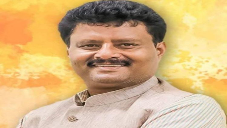 झारखंड की स्वास्थ्य व्यवस्था पर भाजपा का बड़ा हमला, अभय सिंह ने सरकार से पूछे कई सवाल 1 झारखंड की स्वास्थ्य व्यवस्था पर भाजपा का बड़ा हमला, अभय सिंह ने सरकार से पूछे कई सवाल