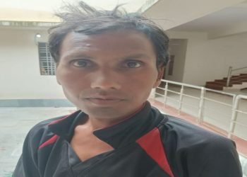 डबल मर्डर से कांपी दुमका! सनकी शख्स ने नाबालिग बेटी और पड़ोस को उतारा मौत के घाट