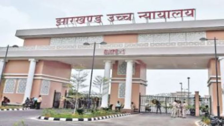 झारखंड के सभी पुलिस थानों में CCTV लगाने का आदेश, DGP को हाईकोर्ट का अवमानना नोटिस