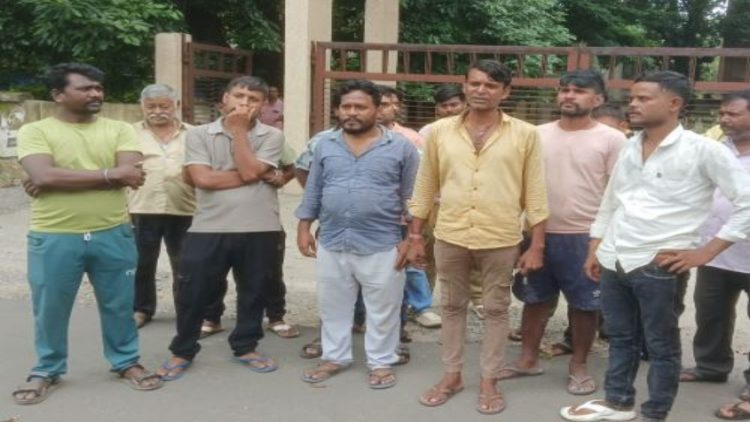 मेरे बच्चे वापस दिला दो-टेंपो चालक की पत्नी अपने प्रेमी संग फरार