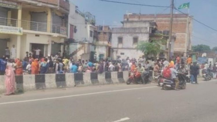 कोडरमा में दिनदहाड़े युवक पर चाकू से हमला, रांची-पटना मार्ग जाम