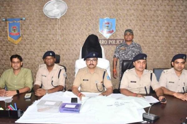 Jharkhand News: झारखंड के इस जिले में एक साथ थाने के सभी पुलिसकर्मी निलंबित, आखिर हुआ क्या-जाने पूरी वजह