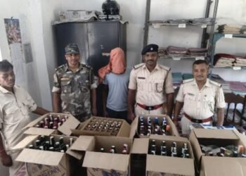 जामताड़ा में पुलिस की बड़ी कार्रवाई, भारी मात्रा में विदेशी शराब के साथ एक गिरफ्तार
