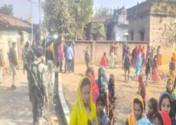 Breaking News: देवघर में दो पक्षों के बीच हिंसक झड़प, छावनी में तब्दील हुआ लालगढ़