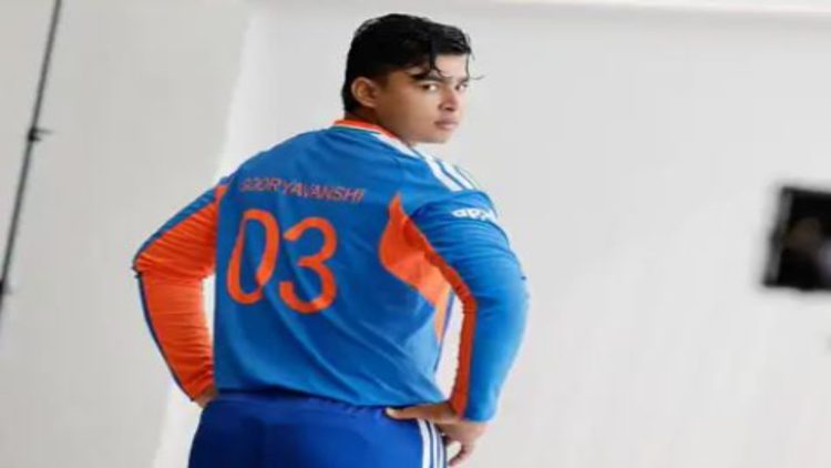Vaibhav Suryavanshi ने तोड़ा सचिन का रिकॉर्ड, सबसे कम उम्र में इंटरनेशनल डेब्यू किया 1 Vaibhav Suryavanshi ने तोड़ा सचिन का रिकॉर्ड, सबसे कम उम्र में इंटरनेशनल डेब्यू किया