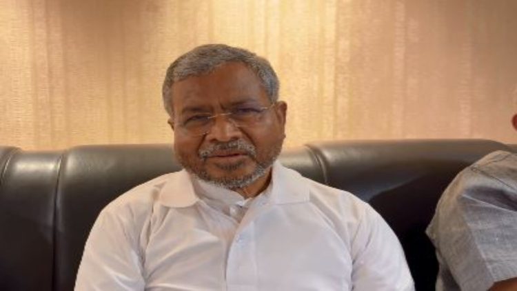 ख्यांग्ते की गिरफ्तारी महज दिखावा, JPSC गड़बड़ी की CBI जांच हो-बाबूलाल मरांडी का बड़ा हमला 1 ख्यांग्ते की गिरफ्तारी महज दिखावा, JPSC गड़बड़ी की CBI जांच हो-बाबूलाल मरांडी का बड़ा हमला