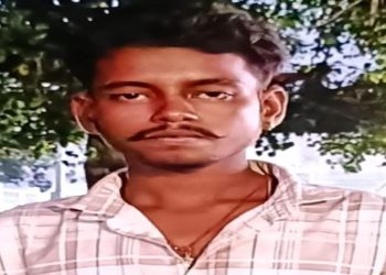 लोयाबाद मोड़ पर दो बाइकों में आमने-सामने टक्कर, युवक की इलाज के दौरान मौत