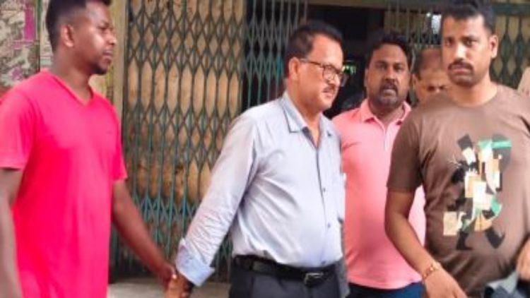 बोकारो में CBI की बड़ी कार्रवाई, घूस लेते हुए दो दो डीलिंग क्लर्क गिरफ्तार