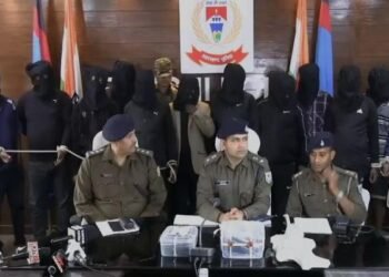 Jharkhand News: नयासराय में खूनी बवाल-पुलिस ने 12 अपराधियो को दबोचा, हथियारों का जखीरा बरामद