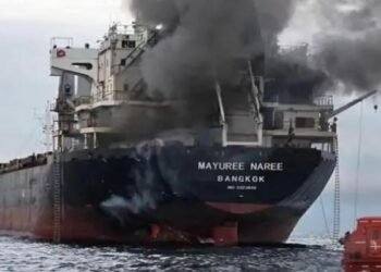 Hormuz Strait Ship Attack: मिडिल ईस्ट में युद्ध के बीच बड़ा हमला-होर्मूज स्ट्रेच पर थाईलैंड के जहाज पर हमले में तीन लापता