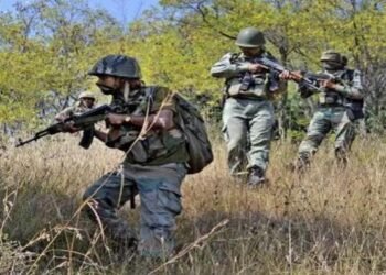 Big Breaking : चतरा में बड़ा एनकाउंटर-15 लाख इनामी शहदेव गंझू समेत 4 नक्सली ढेर