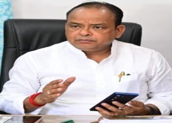 Jharkhand News: झारखंड में भीषण गर्मी का कहर-मंत्री इरफान अंसारी की पहल के बाद स्कूलों के टाइमिंग में बदलाव