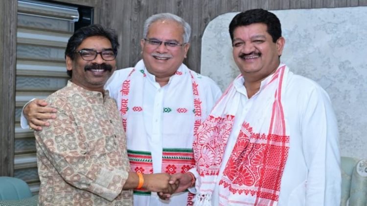 सीएम हेमंत सोरेन से छत्तीसगढ़ के पूर्व सीएम भूपेश बघेल और अजय शर्मा ने की मुलाकात